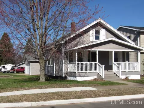 601 Harding, Kingsford, MI 49802