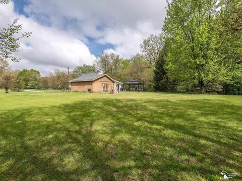 9320 Douglas, Temperance, MI 48182 photo 44