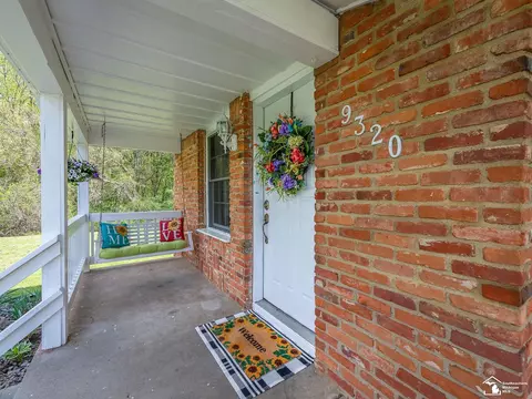 9320 Douglas, Temperance, MI 48182 photo 3