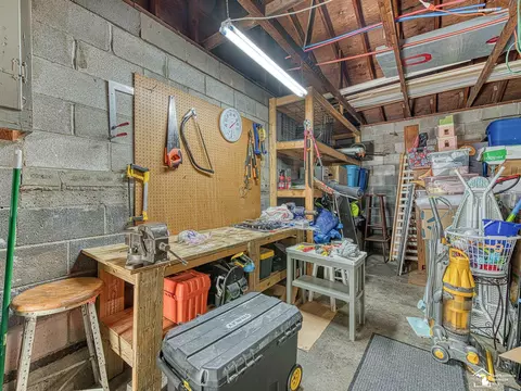 9320 Douglas, Temperance, MI 48182 photo 37