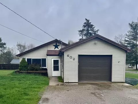 602 Anchor, Gladwin, MI 48624 photo 2
