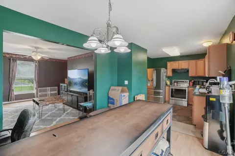 2924 E Vly, Adrian, MI 49221 photo 6
