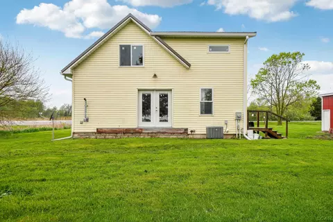 5200 Dennison, Dundee, MI 48131 photo 2
