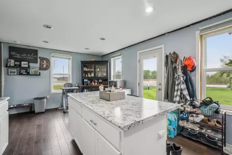 5200 Dennison, Dundee, MI 48131 photo 9