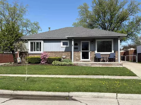 28108 Roy, Saint Clair Shores, MI 48081