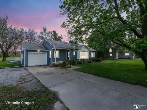 8420 Memorial, Ottawa Lake, MI 49267