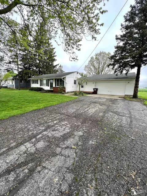 Exterior - 276 E Rauch, Temperance, MI 48182 photo 2 of 5