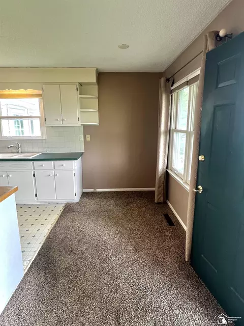 Entry Way - 276 E Rauch, Temperance, MI 48182 photo 1 of 1