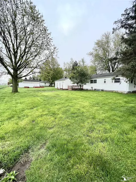 Exterior - 276 E Rauch, Temperance, MI 48182 photo 4 of 5