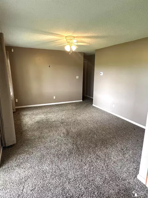 Living - 276 E Rauch, Temperance, MI 48182 photo 1 of 4