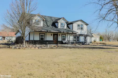 Exterior - 20195 32 Mile, Armada, MI 48005 photo 4 of 7
