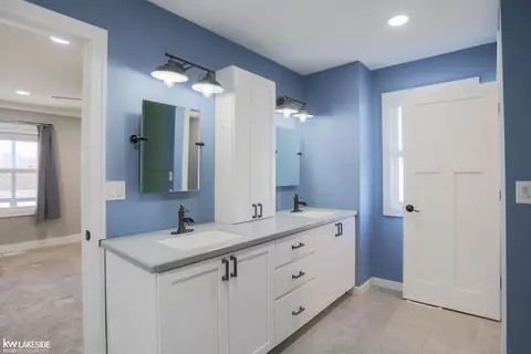 Bath - 20195 32 Mile, Armada, MI 48005 photo 3 of 4