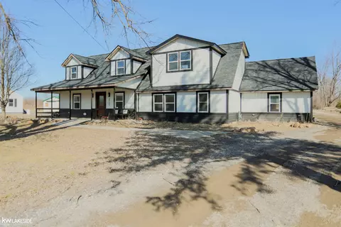 Exterior - 20195 32 Mile, Armada, MI 48005 photo 5 of 7