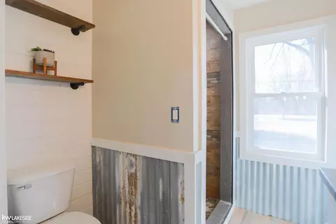 Bath - 20195 32 Mile, Armada, MI 48005 photo 1 of 4