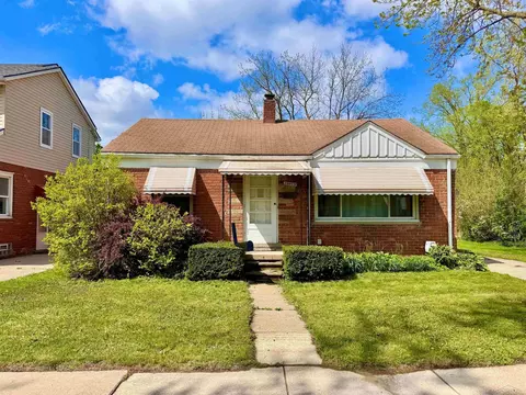 16475 Rosemary, Fraser, MI 48026