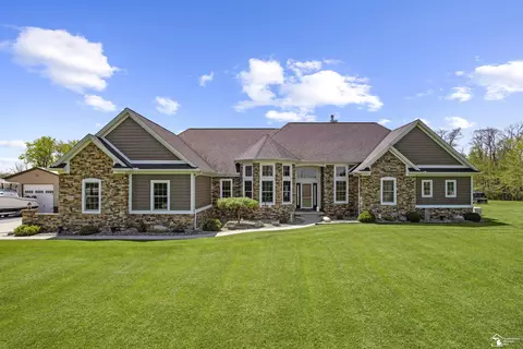 4635 Laplaisance, La Salle, MI 48145