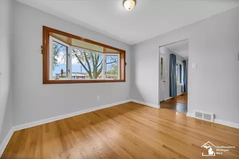 17502 Devonshire, Riverview, MI 48193 photo 9