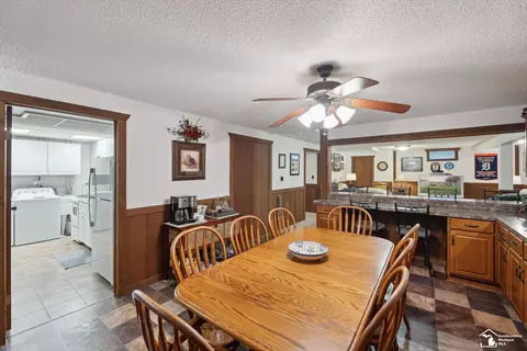 Dining - 645 N Roessler, Monroe, MI 48162 photo 4 of 5