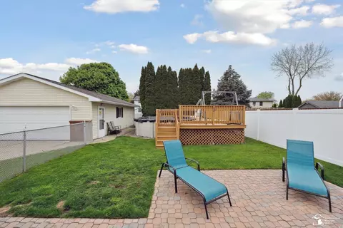 Exterior - 645 N Roessler, Monroe, MI 48162 photo 6 of 11