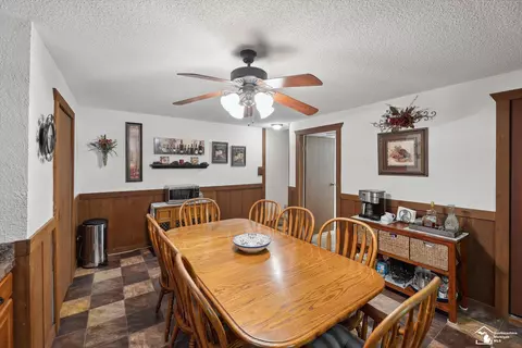 Dining - 645 N Roessler, Monroe, MI 48162 photo 5 of 5