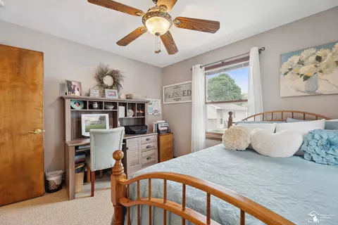 Bedroom - 645 N Roessler, Monroe, MI 48162 photo 10 of 13