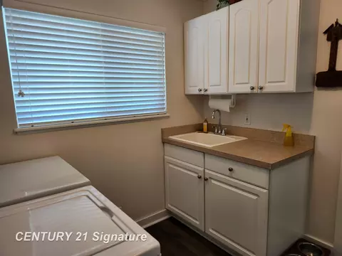 Other - 213 Aberdeen, Flushing, MI 48433 photo 2 of 2