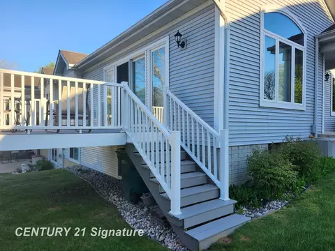 Exterior - 213 Aberdeen, Flushing, MI 48433 photo 3 of 5