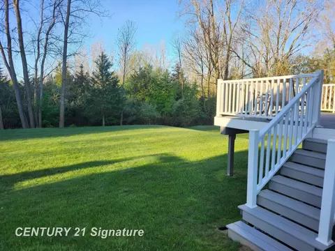Exterior - 213 Aberdeen, Flushing, MI 48433 photo 4 of 5