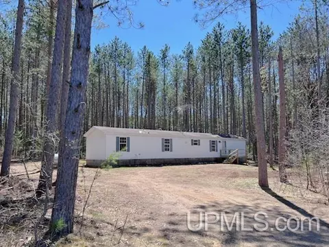 w8081 Schroeder Lane, Pembine, WI 54156
