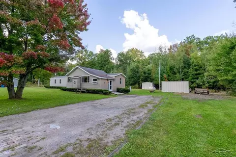 4158 Salt Riv, Shepherd, MI 48883 photo 3