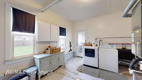 175 N Fourth, Freeland, MI 48623 photo 21