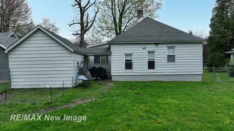 175 N Fourth, Freeland, MI 48623 photo 30