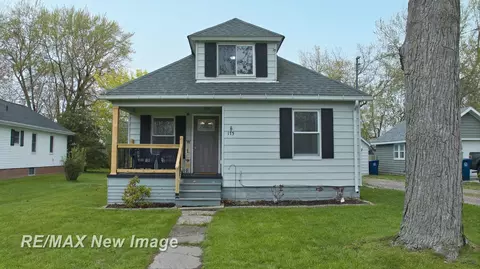 175 N Fourth, Freeland, MI 48623 photo 3