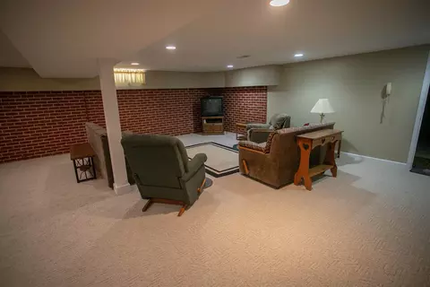 1975 Sun, Owosso, MI 48867 photo 17