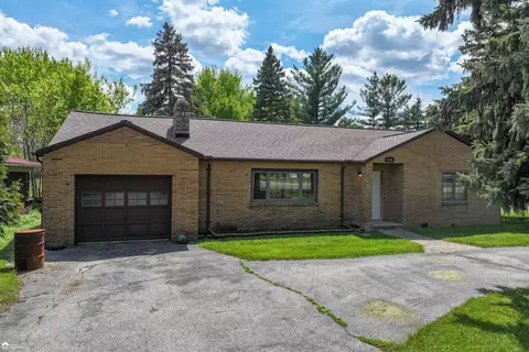 4190 Richfield, Flint, MI 48506