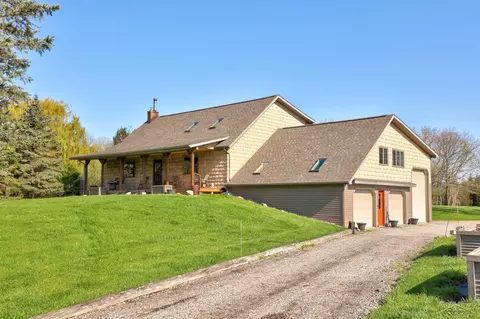9420 Kochville, Freeland, MI 48623