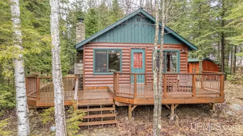 14355 W Ostrander Lk, Wetmore, MI 49895