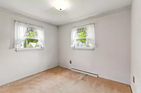 Bedroom - 10654 Exeter, Carleton, MI 48117 photo 1 of 5