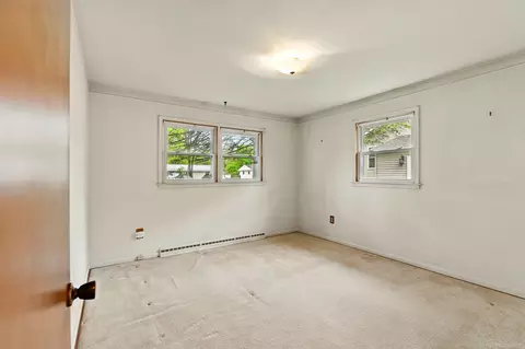 Bedroom - 10654 Exeter, Carleton, MI 48117 photo 4 of 5