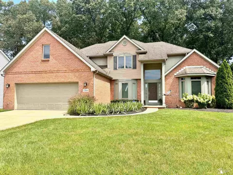 7706 Windsor, Lambertville, MI 48144