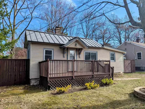 1216 Waldo, Marquette, MI 49855