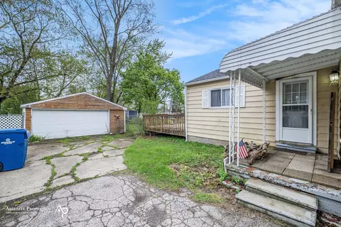 622 Charles, Davison, MI 48423 photo 14