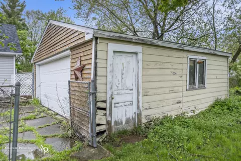 622 Charles, Davison, MI 48423 photo 17