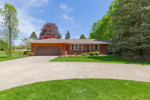 3333 Treat, Adrian, MI 49221