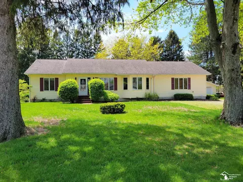 7436 Summerfield, Petersburg, MI 49270