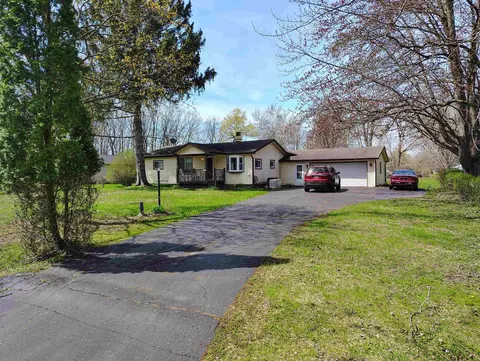 7250 Riegler, Grand Blanc, MI 48439