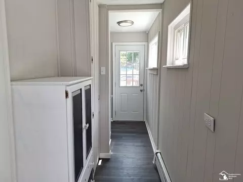 Entry Way - 611 W Maumee, Adrian, MI 49221 photo 2 of 2