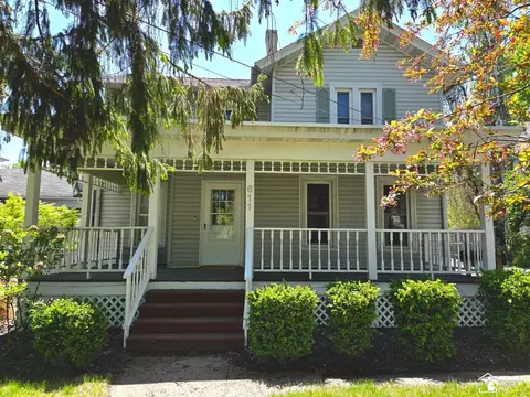 611 W Maumee, Adrian, MI 49221