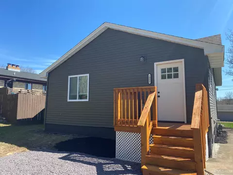 1005 W Brown, Iron Mountain, MI 49801