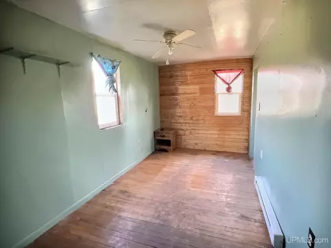 114 Elm, Greenland, MI 49929 photo 11